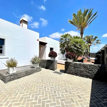 Playas Blanca Pool Private וילה