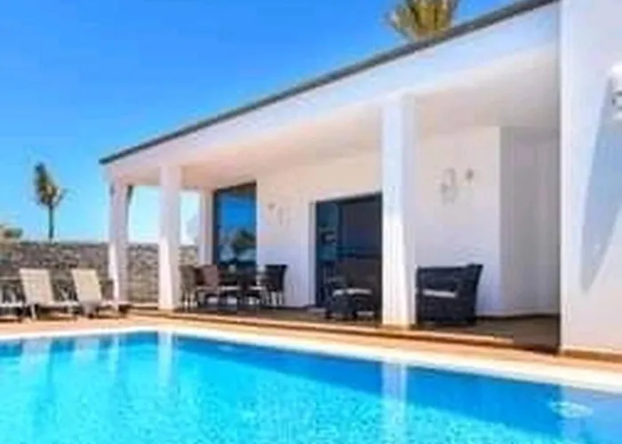 Playas Blanca Pool Private Vila