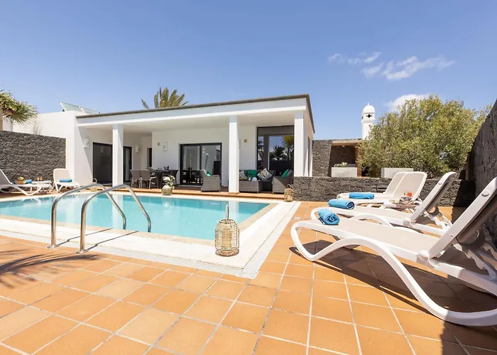 Playas Blanca Pool Private Vila